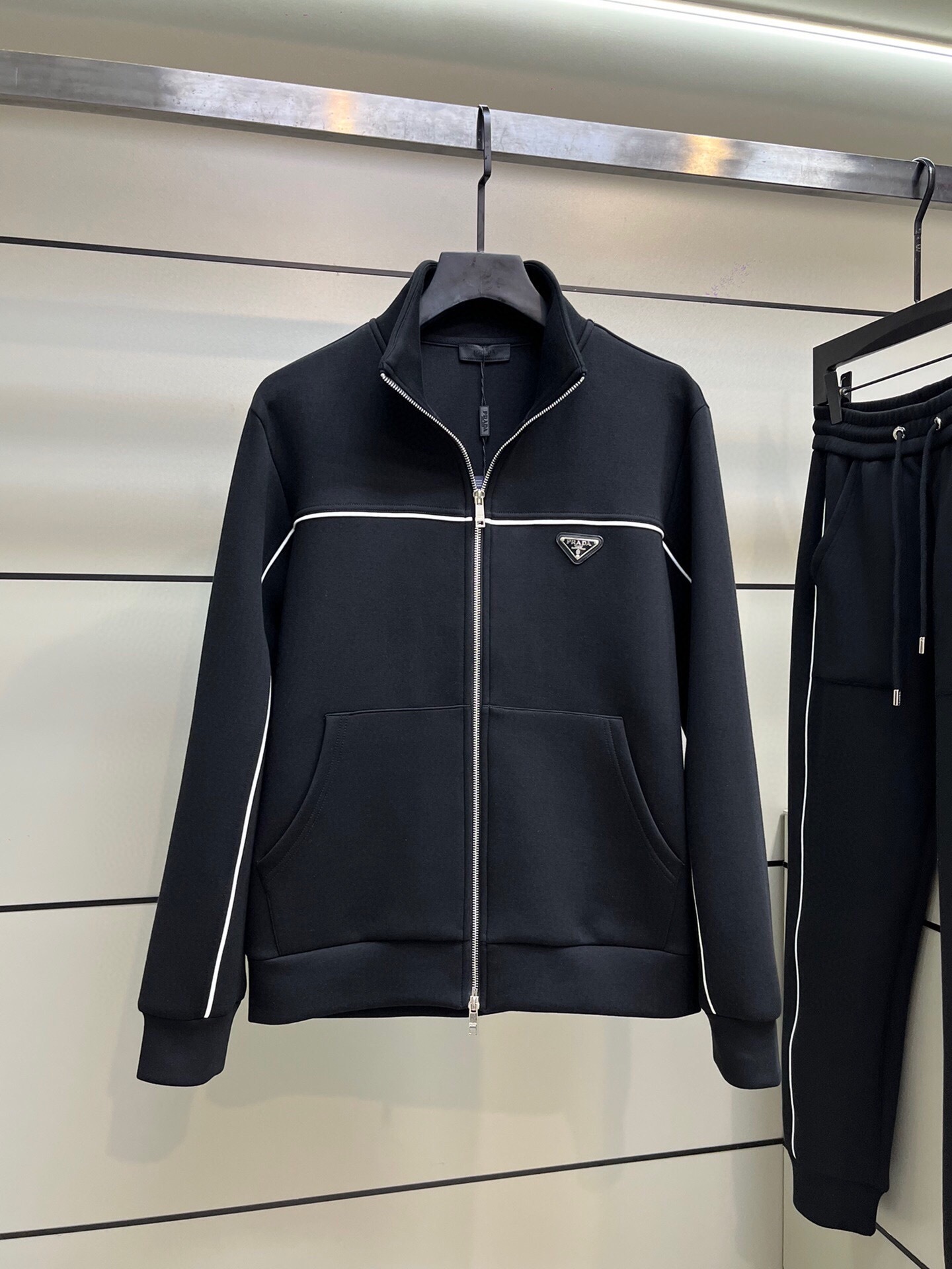 プラダ「Prada」メンズ  カジュアルスポーツセット