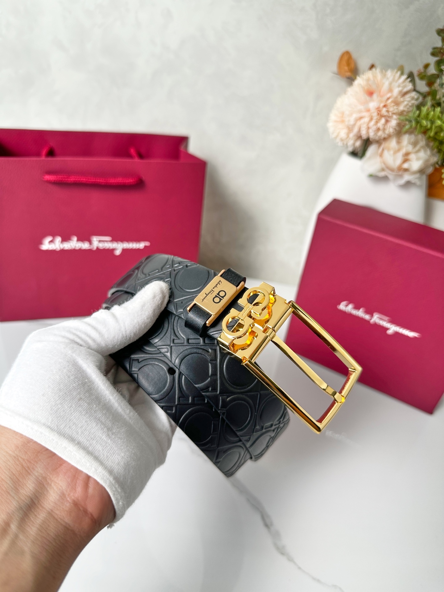 フェラガモ「Ferragamo」Gancini リバーシブル レザー ベルト