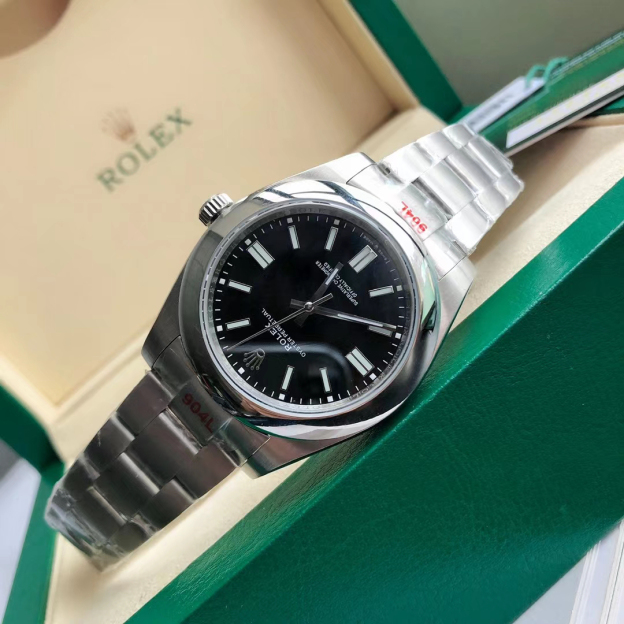 ロレックス「Rolex」‌オイスター パーペチュアル 41mm クロノメーター