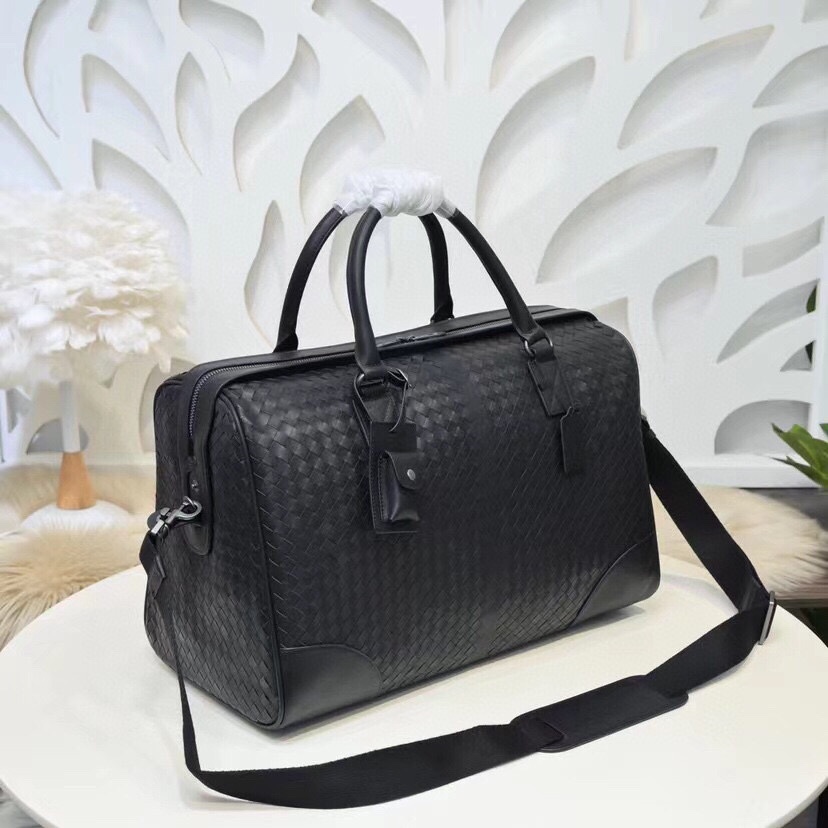 ボッテガ・ヴェネタ「Bottega Veneta」Intrecciato トラベルトートバッグ