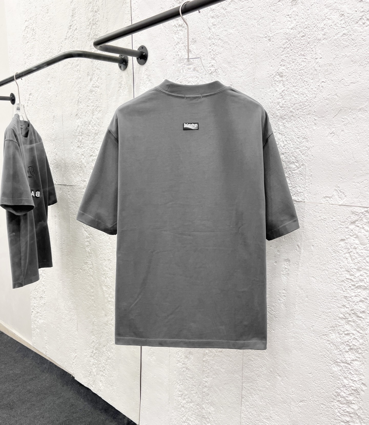 バレンシアガ「Balenciaga」ハイネックプレミアムコットン半袖Tシャツ