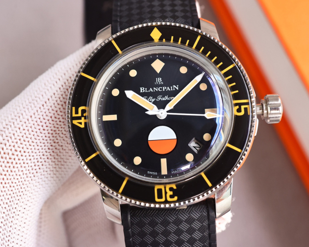 ブランパン「Blancpain」フィフティ・ファゾム「No Radiations」限定版自動巻きダイバーズウォッチ40.3mm