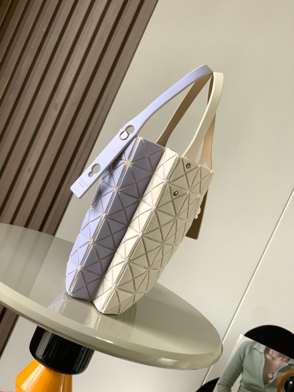 イッセイ・ミヤケ「Issey Miyake」   DUO ツインスター トートバッグ