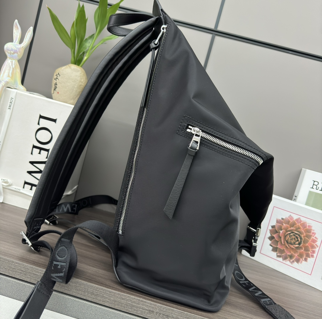 ロエベ「Loewe」Flex バックパック