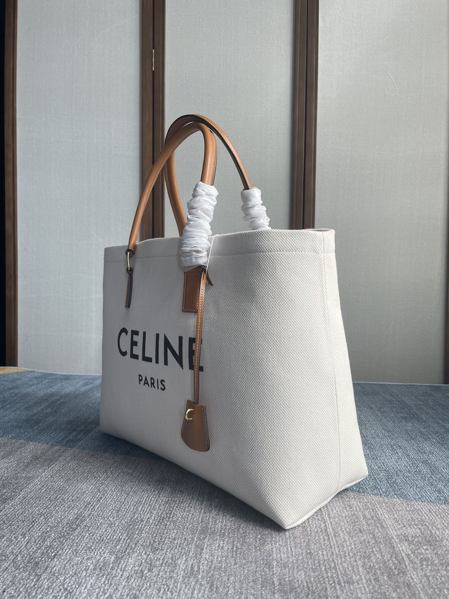 セリーヌ「Celine」CABAS最新シリーズ ラージトートバッグ