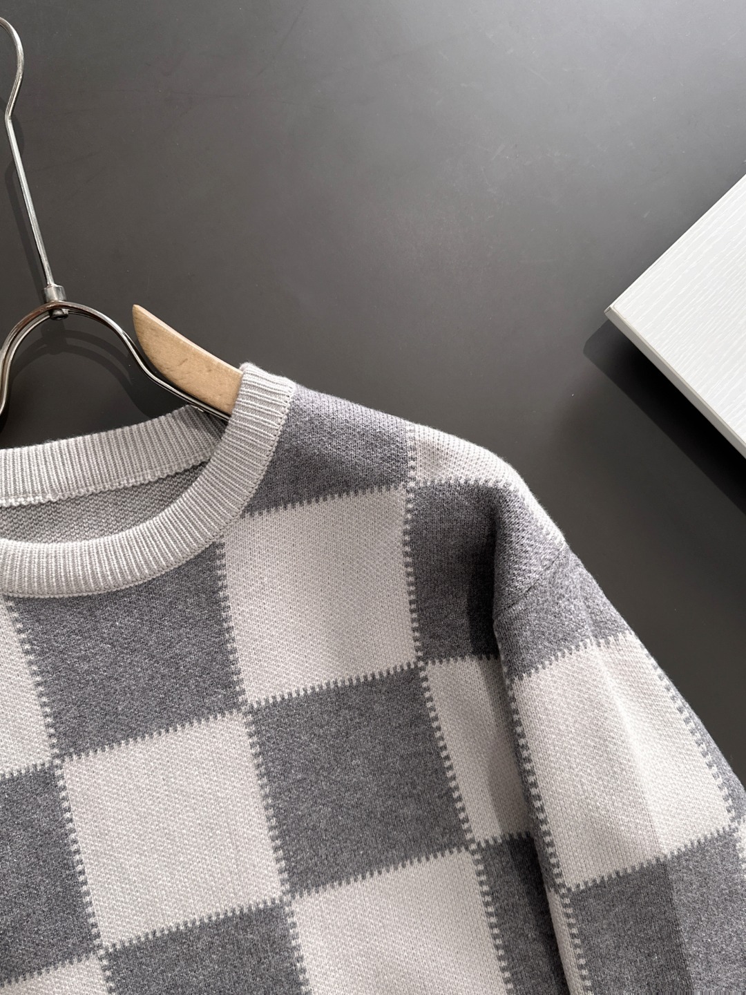 グッチ「Gucci」秋冬に欠かせないウールニットセーター