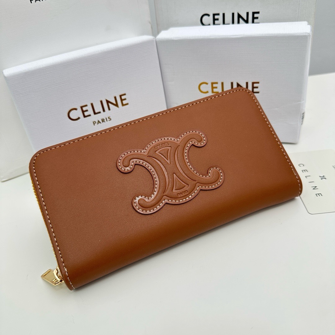 セリーヌ「Celine」ラージ ジップウォレット キュイル トリオンフ / スムースカーフスキン