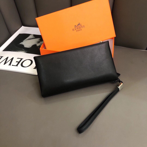 エルメス「Hermès」男性必須の大型ファスナー財布