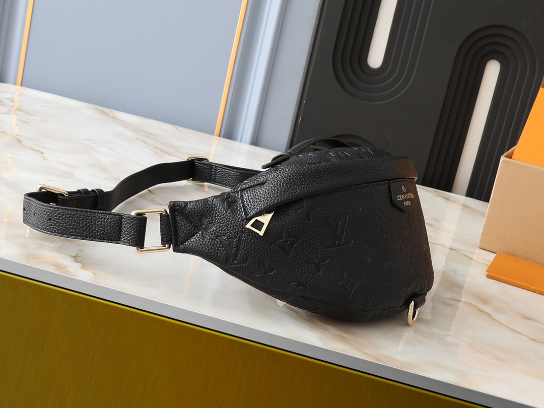 ルイ・ヴィトン「Louis Vuitton」Bumbag チェストバッグ＆ウエストバッグ