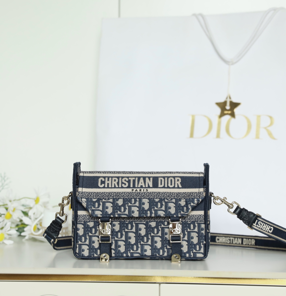 ディオール「Dior」メールバッグ コンパクト