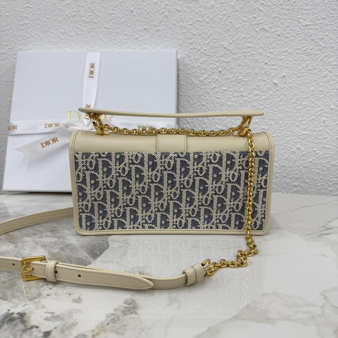 ディオール「Dior」30モンテーニュ トップハンドルバッグ