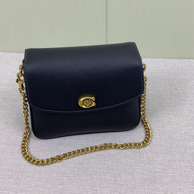 コーチ「Coach」19 レザーショルダーバッグ