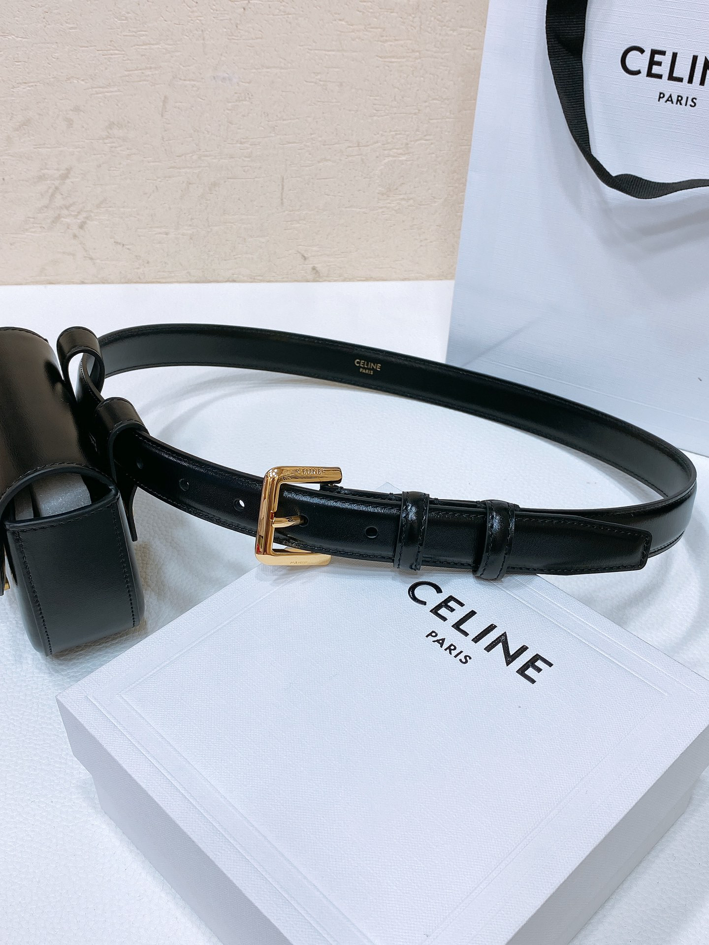 セリーヌ「Celine」TRIOMPHE ミニ ウエストバッグ