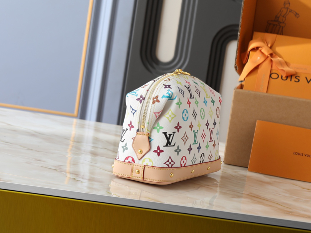 ルイ・ヴィトン LV x TM ポシェット･コスメティック GM