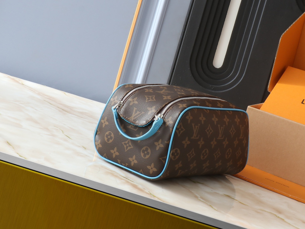 ルイ・ヴィトン ドップ･キット
