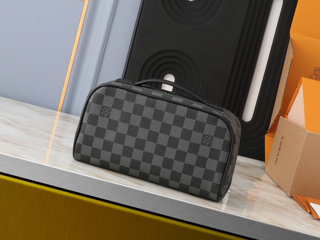 ルイ・ヴィトン トイレタリー･バッグ