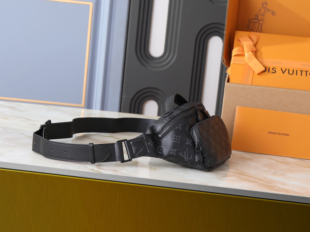 ルイ・ヴィトン ラッシュ･バムバッグ