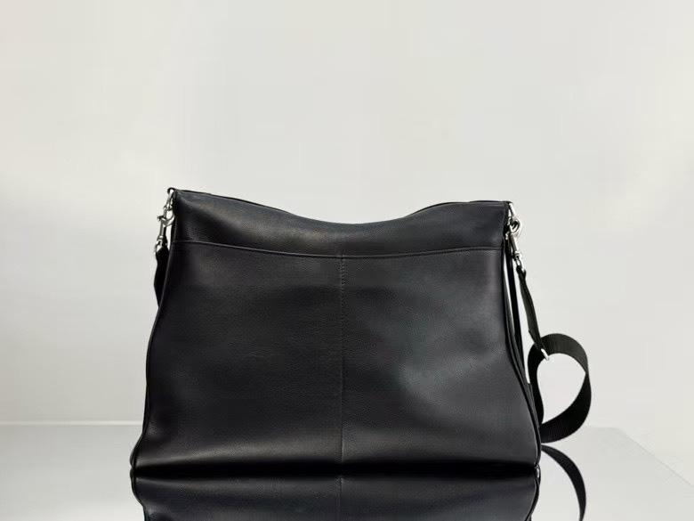 バレンシアガ「Balenciaga」RODEO メンズ メッセンジャーバッグ