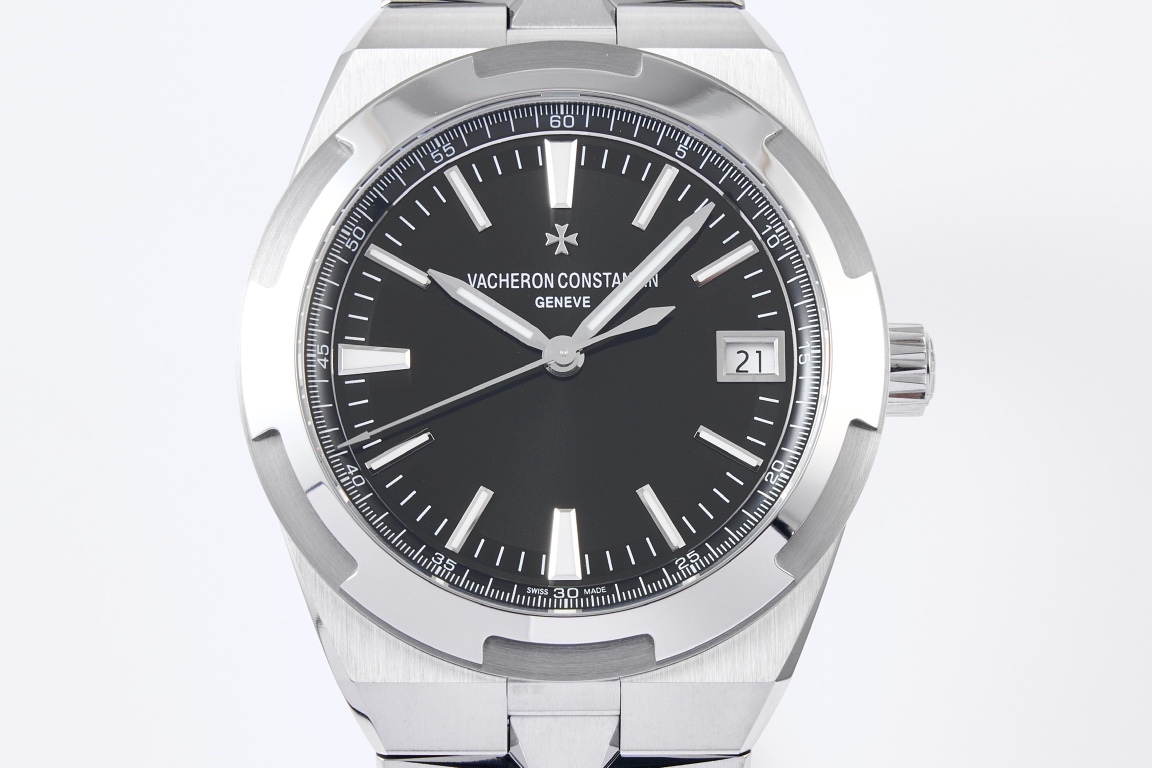 ヴァシュロン・コンスタンタン オーヴァシーズ 41mm