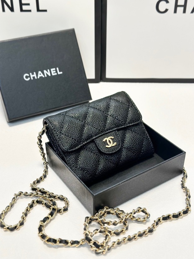 シャネル「Chanel」クラシックフラップ ウォレットオン チェーン キャビアレザー ショルダーバッグ