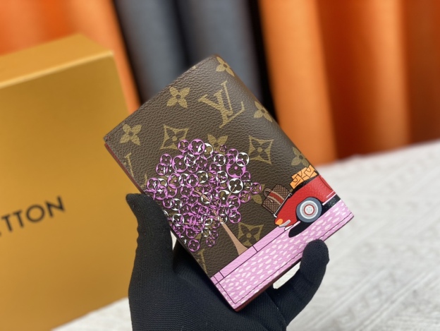 ルイ・ヴィトン パスポートカバー クーヴェルテュール･パスポール