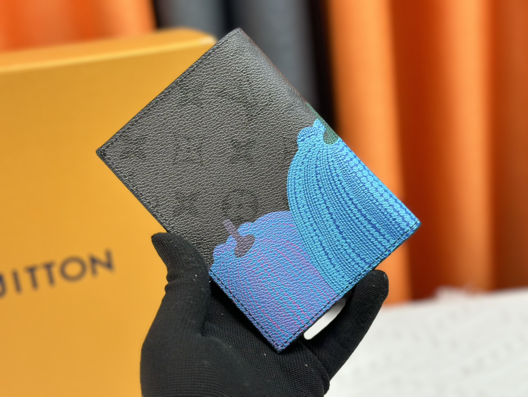 ルイ・ヴィトン パスポートカバー クーヴェルテュール･パスポール