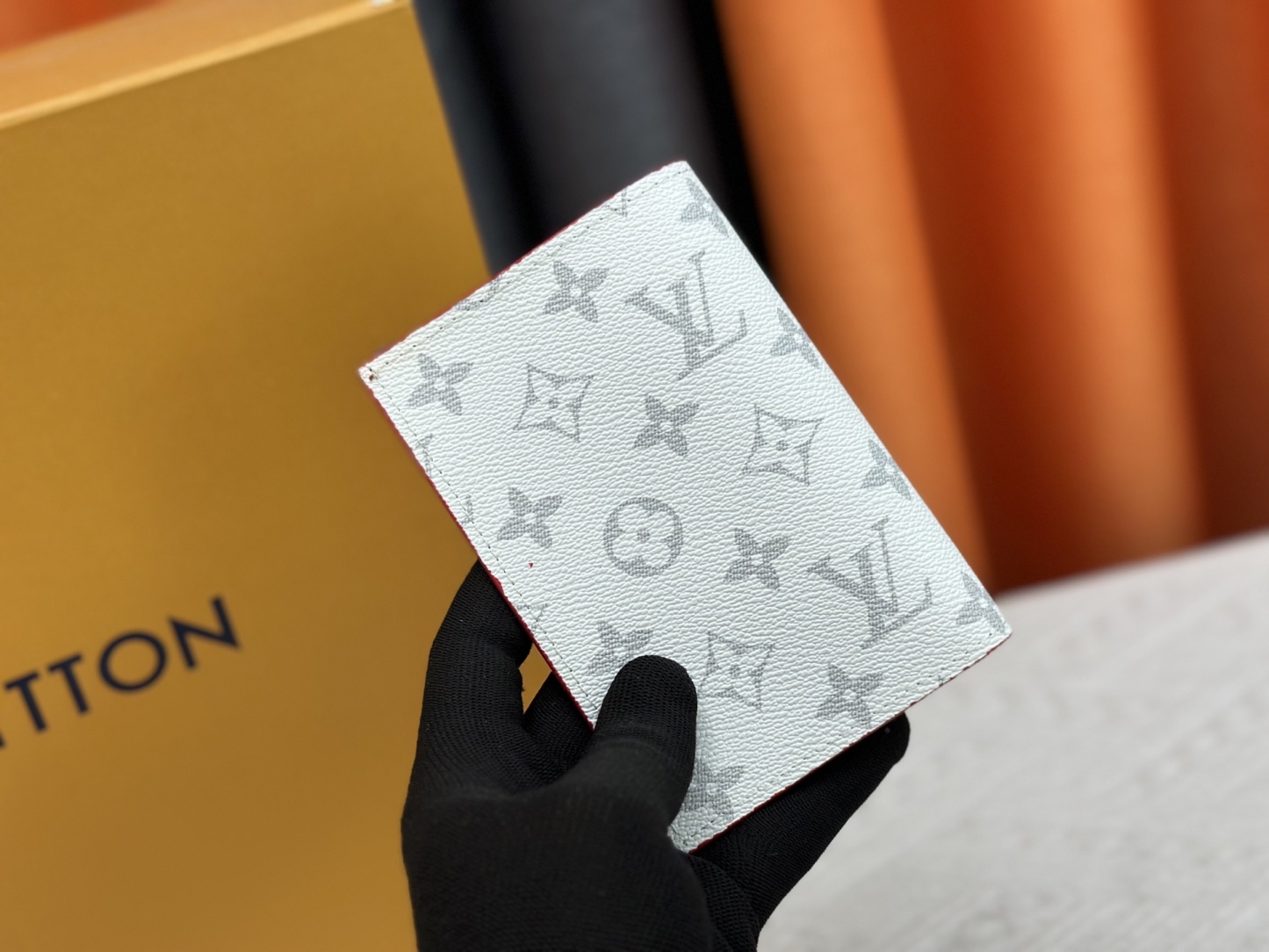 ルイ・ヴィトン パスポートカバー クーヴェルテュール･パスポール