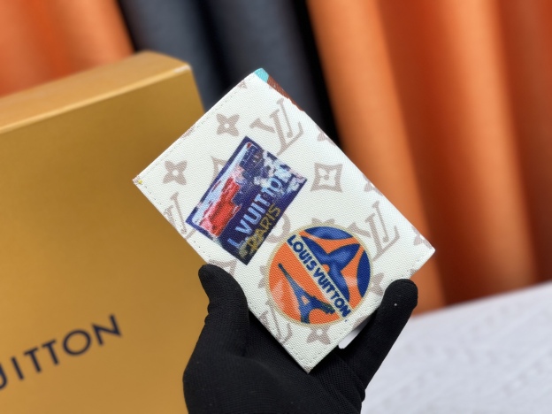 ルイ・ヴィトン パスポートカバー クーヴェルテュール･パスポール