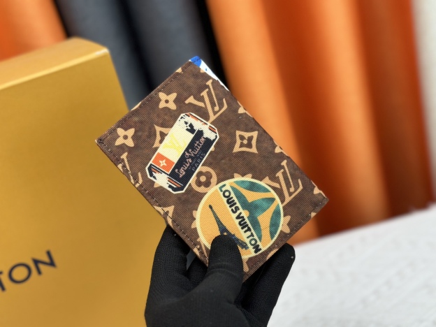 ルイ・ヴィトン パスポートカバー クーヴェルテュール･パスポール