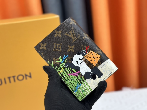 ルイ・ヴィトン パスポートカバー クーヴェルテュール･パスポール