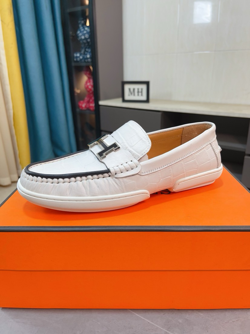 エルメス［Hermès］【カップルに大人気】 おしゃれなペアスニーカー