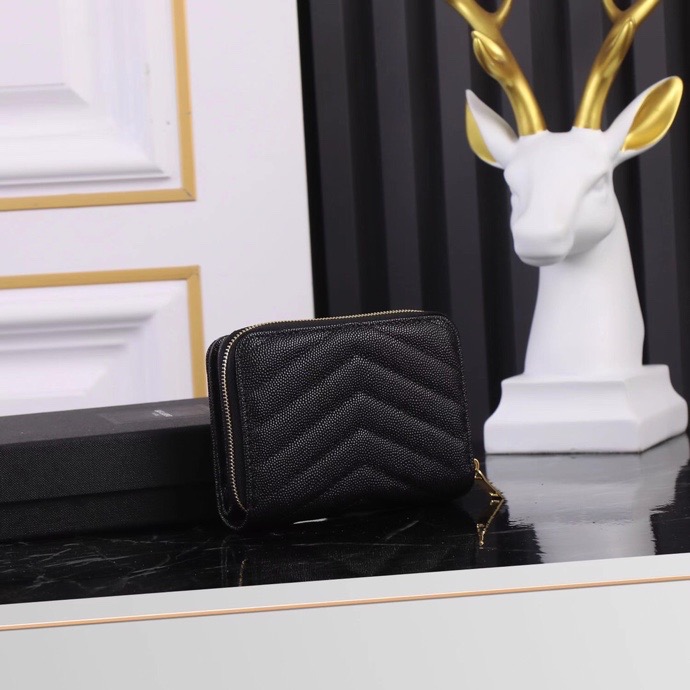 サンローラン「Saint Laurent」モノグラム コンパクト ジップアラウンド ウォレット（グレイン ド プードル エンボスレザー）