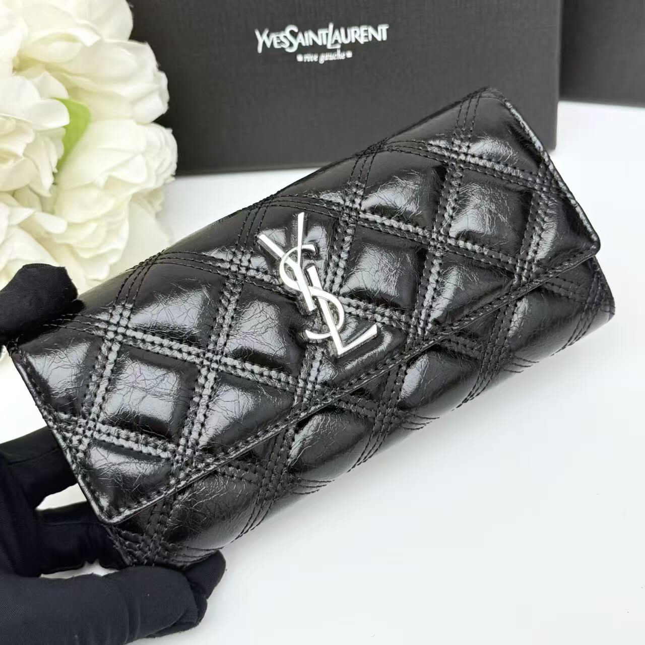 サンローラン「Saint Laurent」フラップウォレット