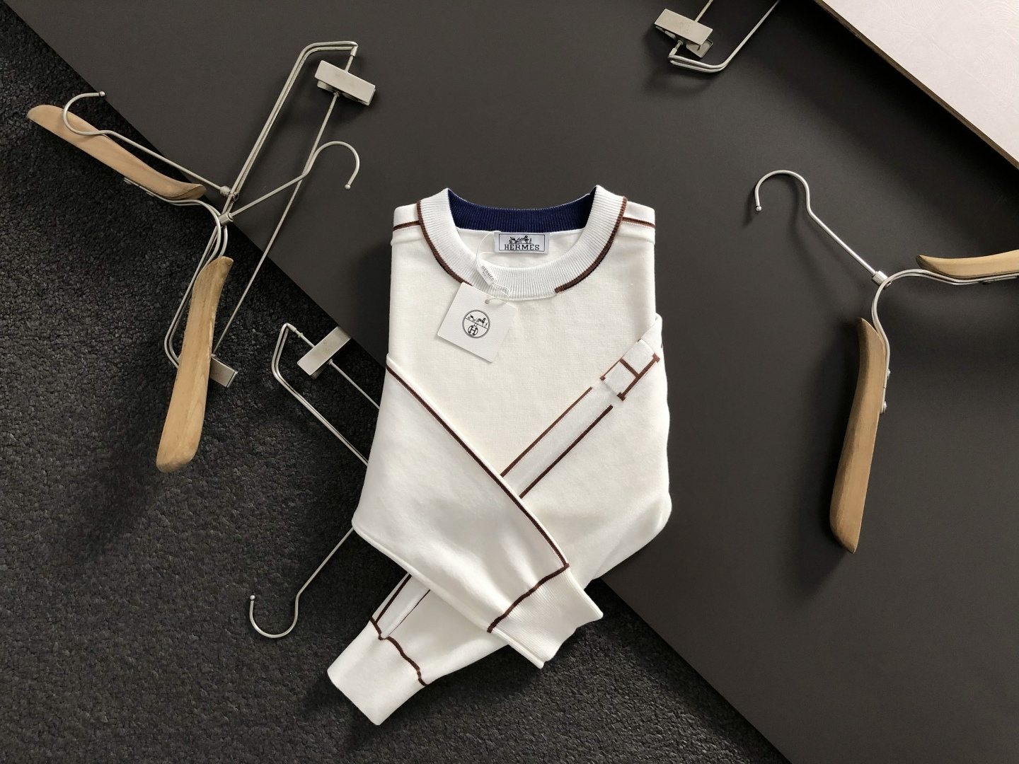 エルメス「Hermès」秋冬新作ラウンドネックスウェット