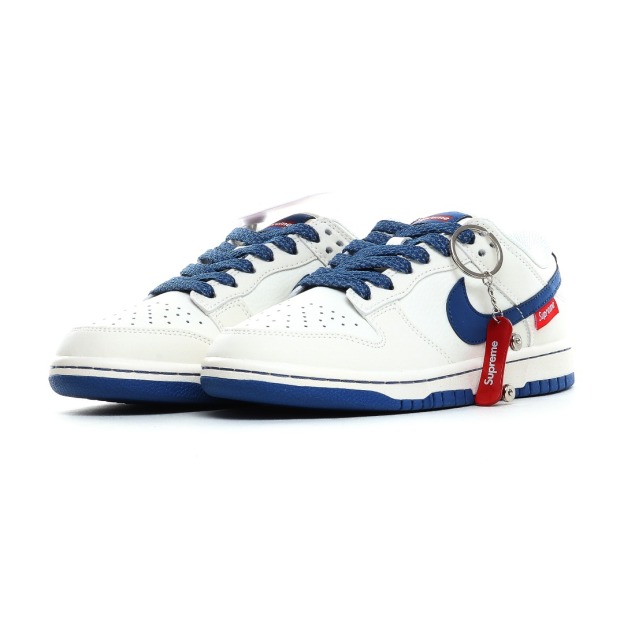 「コラボモデル」Supreme x Nike SB Dunk Low 【スニーカー】