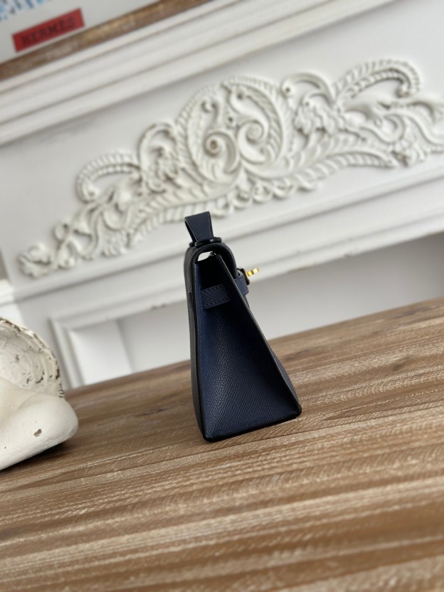 エルメス ケリー 22 バッグ「Mini Kelly Sellier」