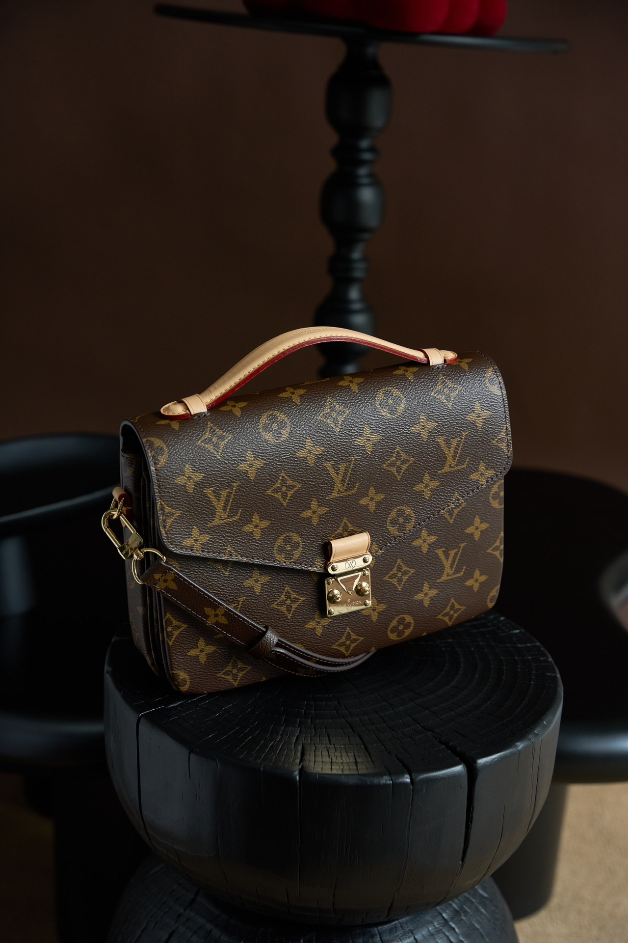 ルイ・ヴィトン「Louis Vuitton」ポシェット・メティス モノグラム ショルダーバッグ