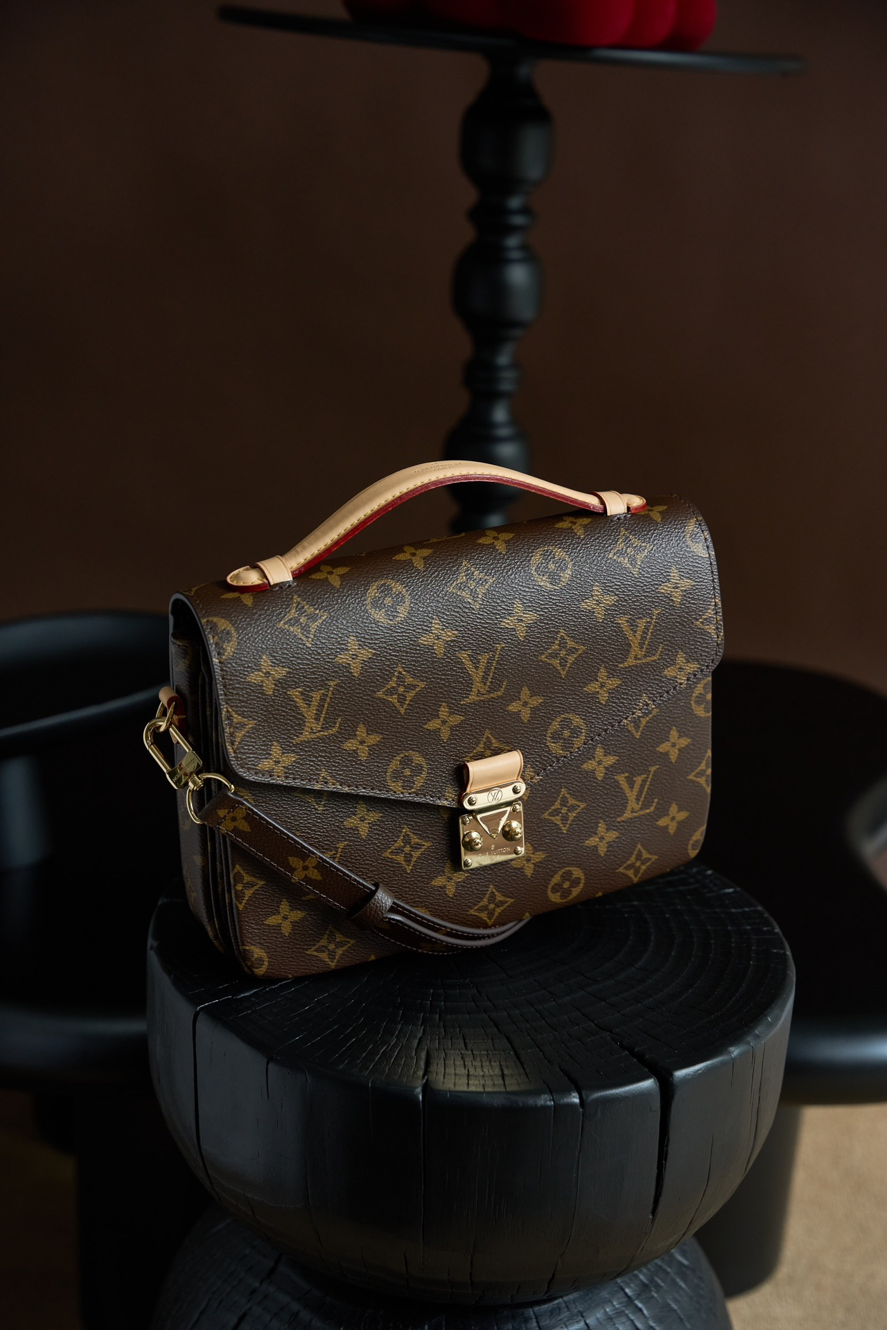 ルイ・ヴィトン「Louis Vuitton」ポシェット・メティス モノグラム ショルダーバッグ