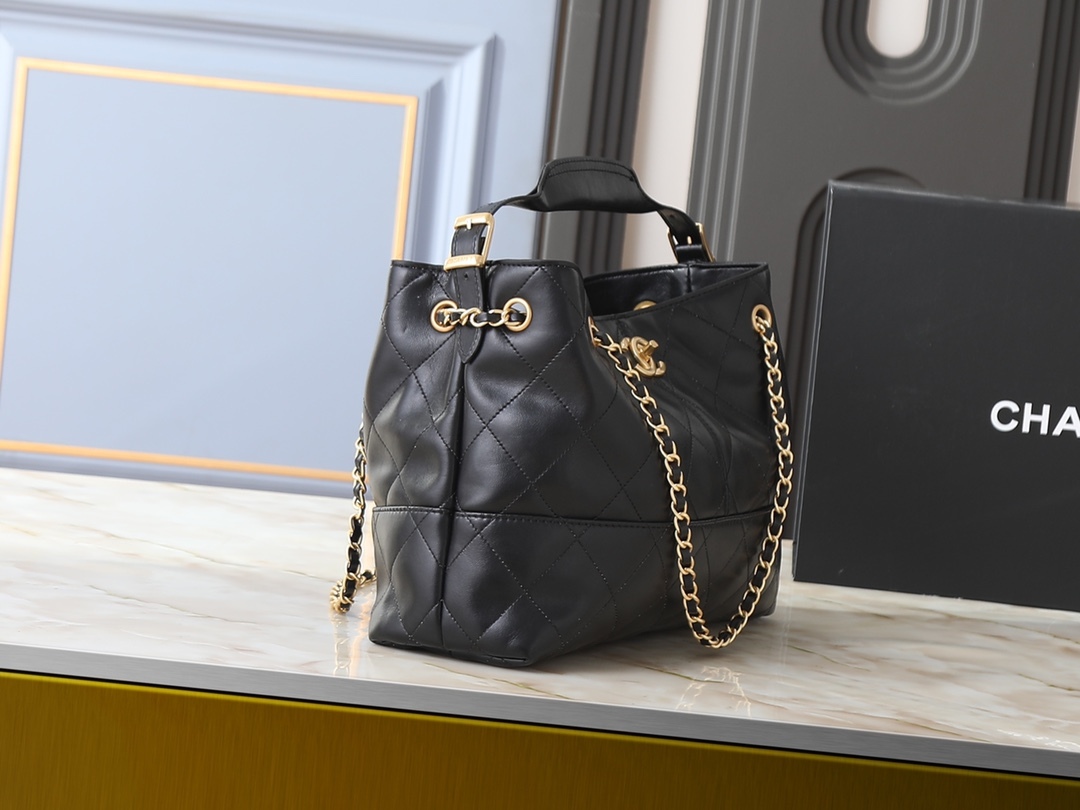 シャネル スモール ショッピングバッグ「Shopping Bag」