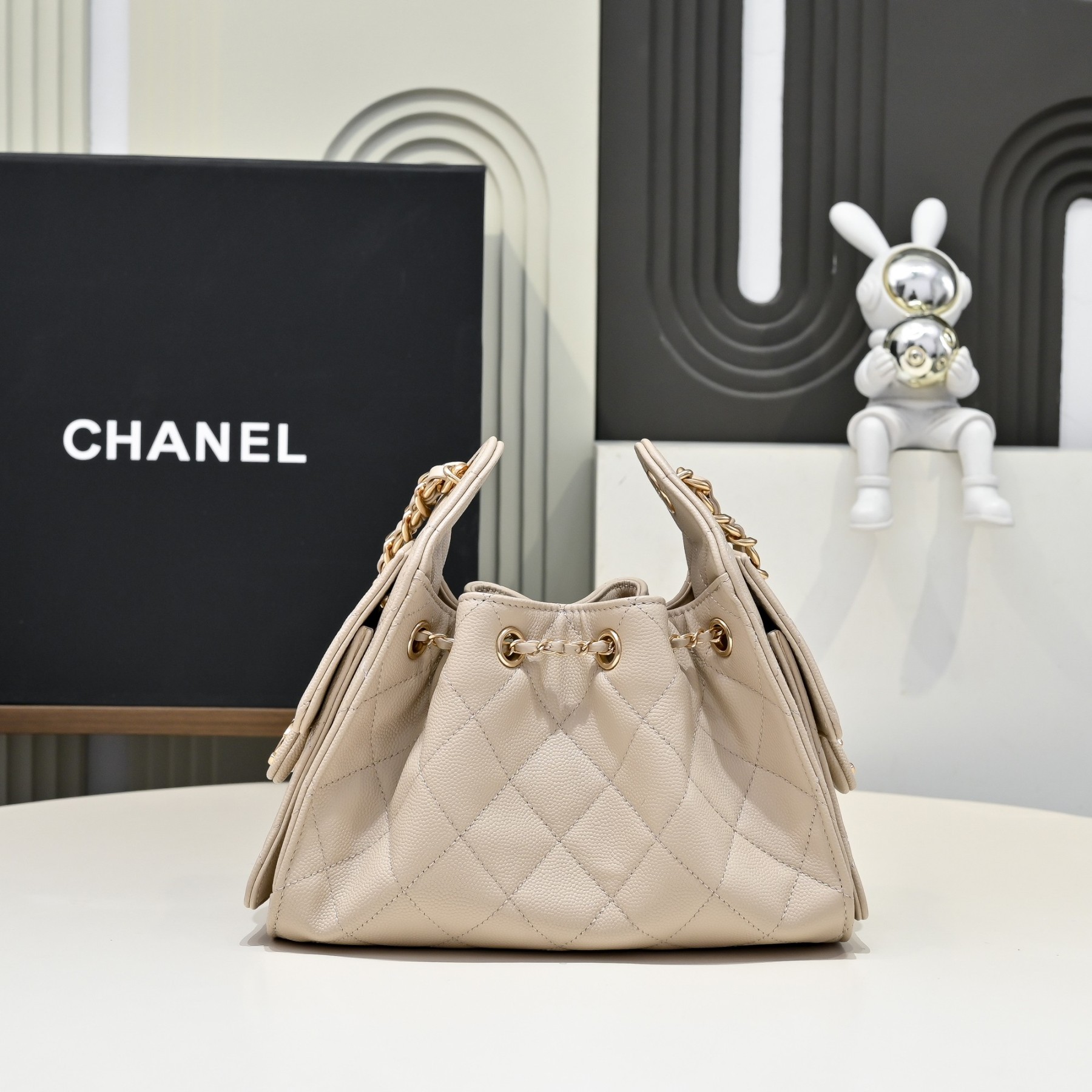 シャネル 25 ミニ/スモール ハンドバッグ「CHANEL 25 Handbag」