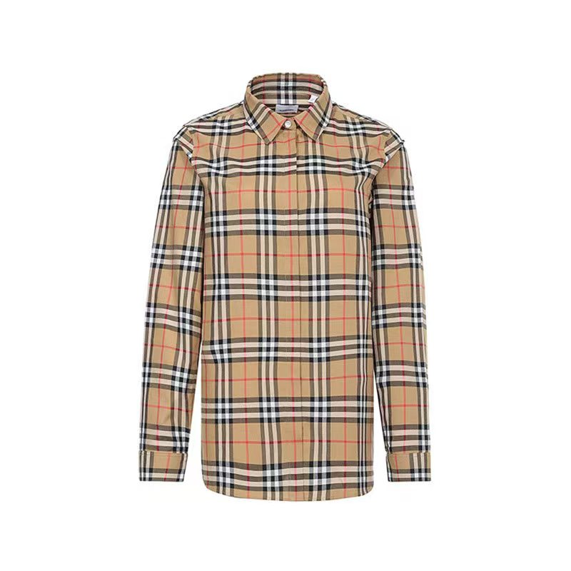 バーバリー（Burberry）の定番の小チェック柄シャツ