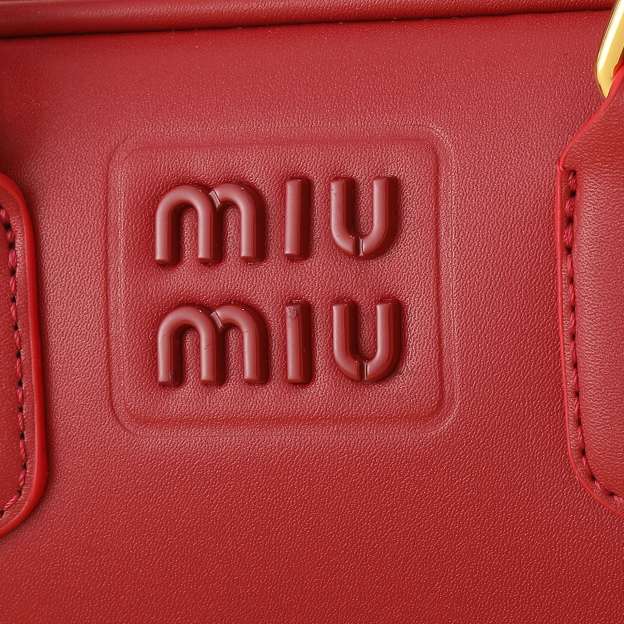 ミュウミュウ アルカディ レザー ラージバッグ「Arcadie Bag」