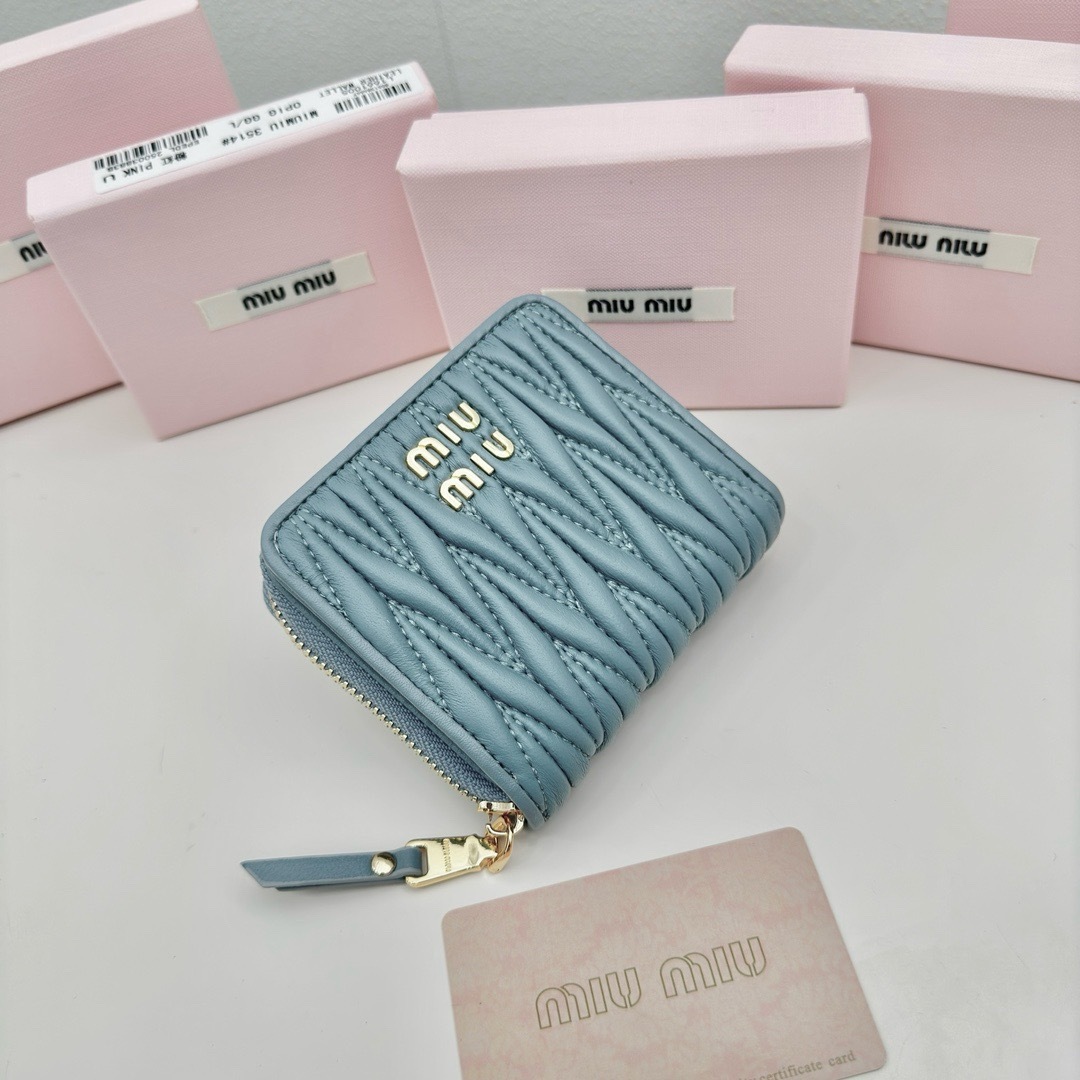 ミュウミュウ マテラッセレザー 財布「Matelassé Wallet」