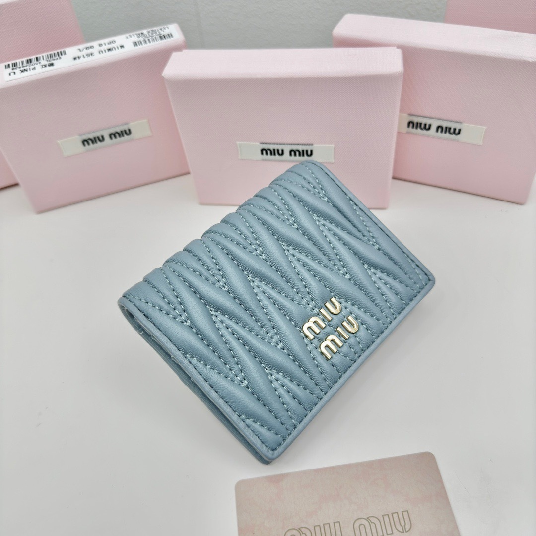 ミュウミュウ マテラッセレザー 財布「Matelassé Wallet」