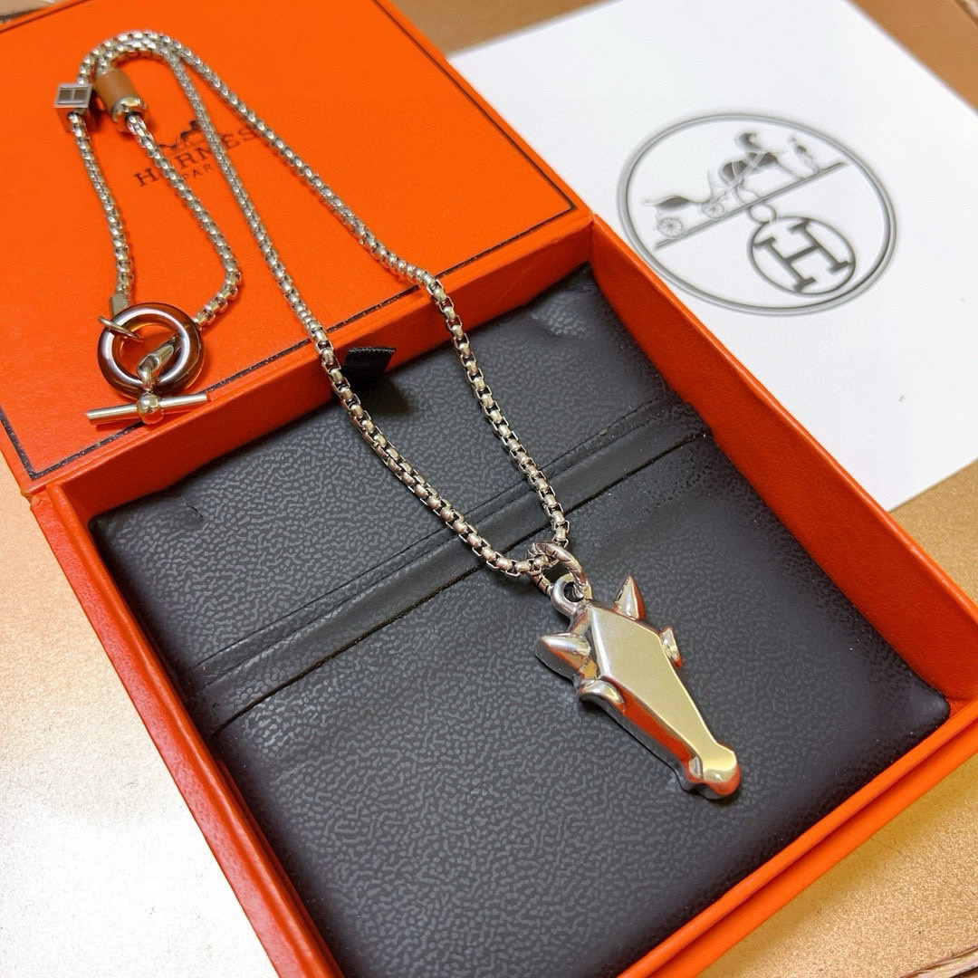 エルメス「Hermès」ネックレス / ペンダント 