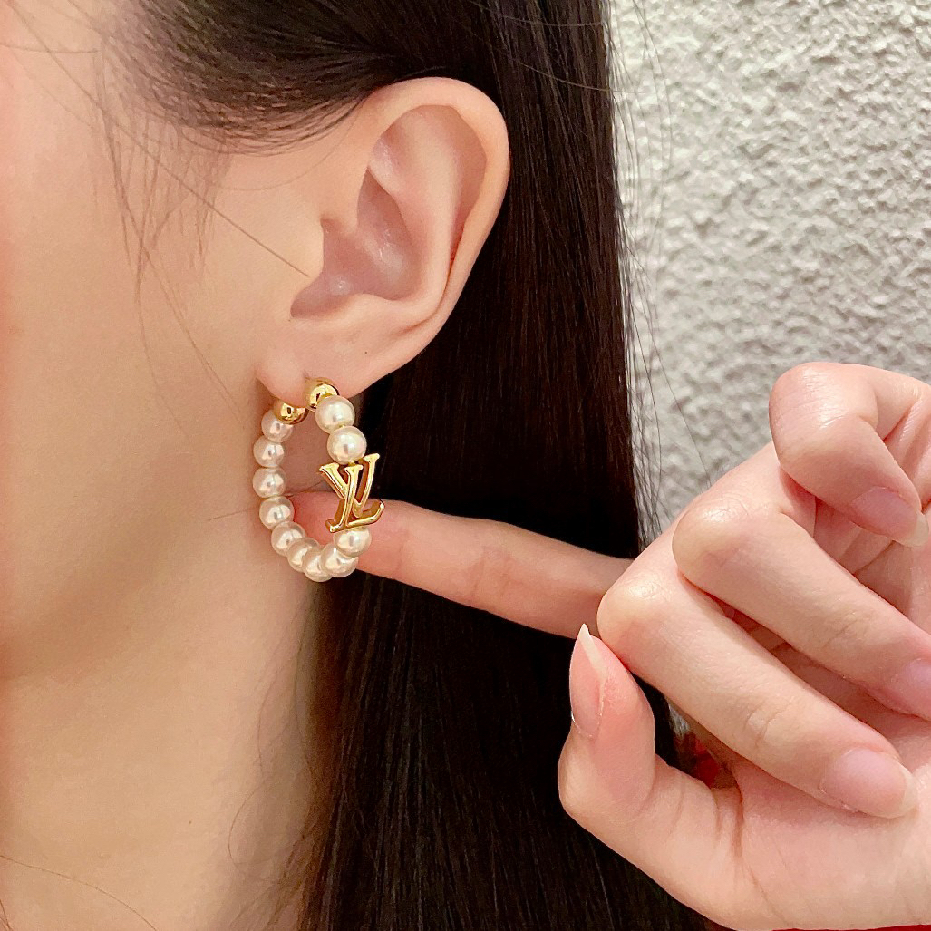 ルイ・ヴィトン アイコニック＆モダン イヤリング コレクション