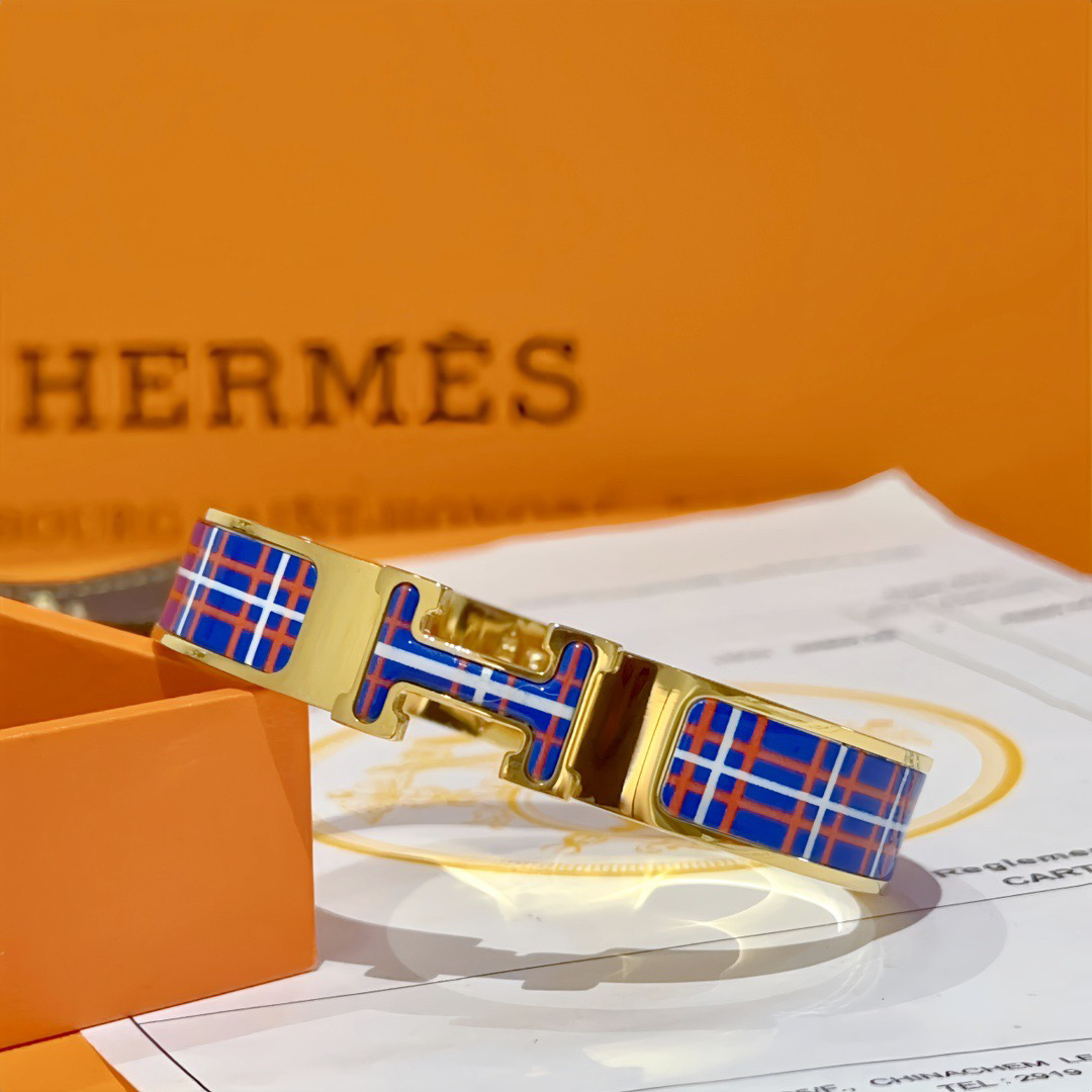 エルメス ブランドの象徴的なブレスレット