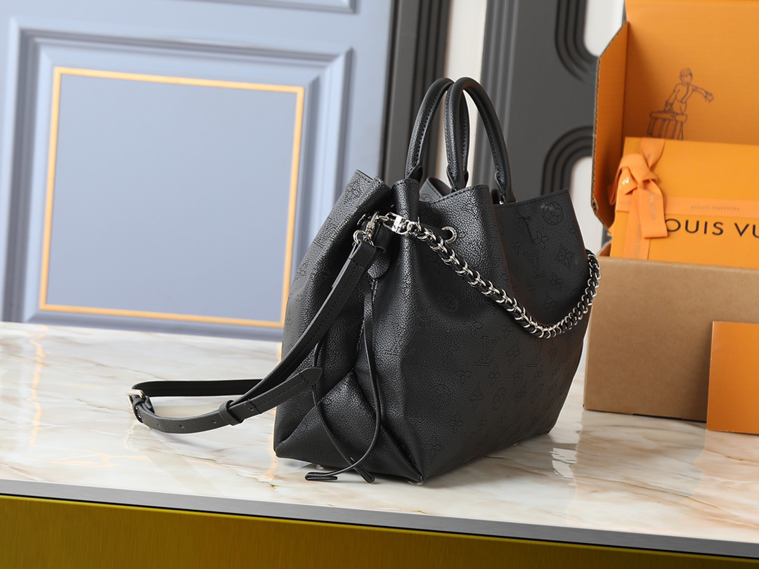 ルイ・ヴィトン ベラ･トート マヒナ 水筒包「Bella Tote」