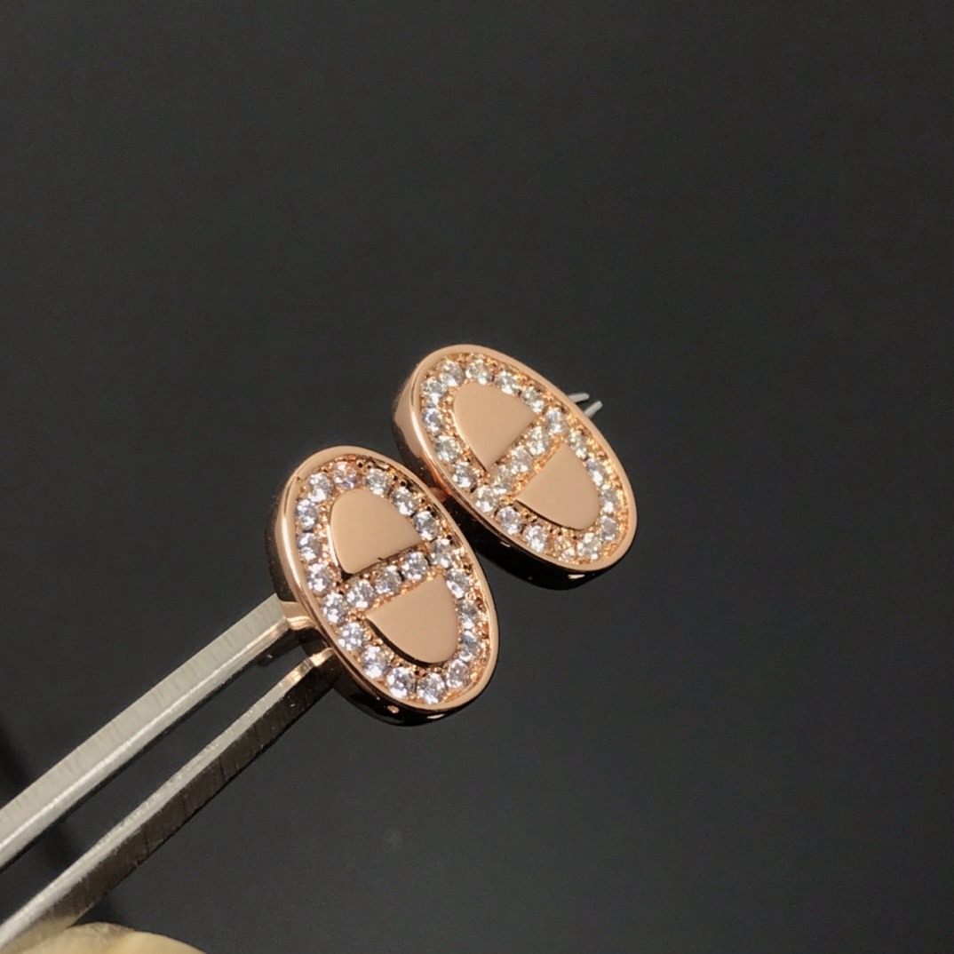 エルメス イヤリング、卓越した職人技の輝き