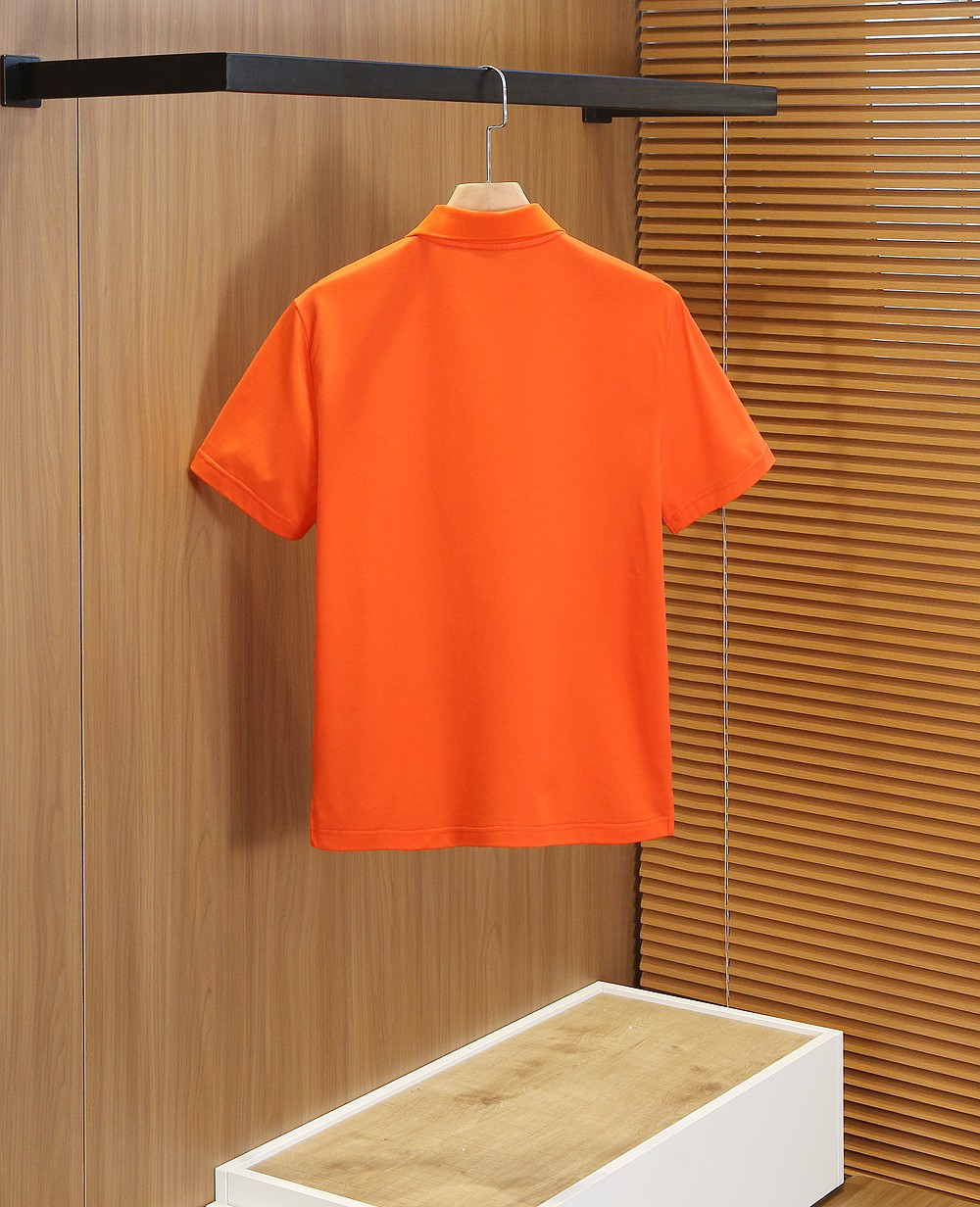 エルメス「Hermès」 春夏2026 刺繍コレクション Tシャツ